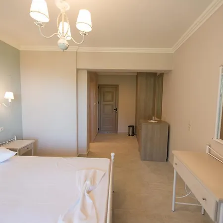 Santa Marina Hotel