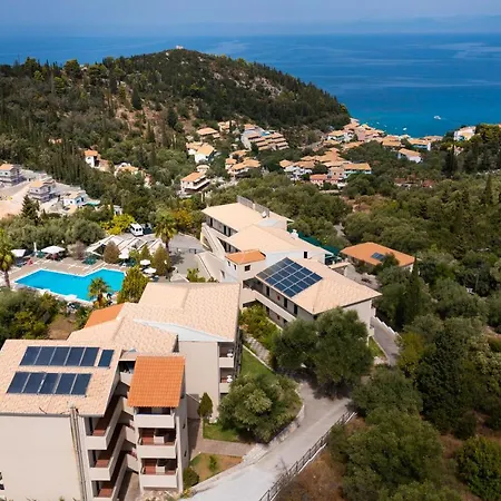 Santa Marina Hotell 3*